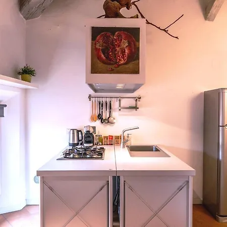 Luxe Paradise - 4 Person, Historic Center Lejlighed