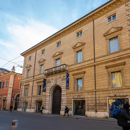 Luxe Paradise - 4 Person, Historic Center * Modena