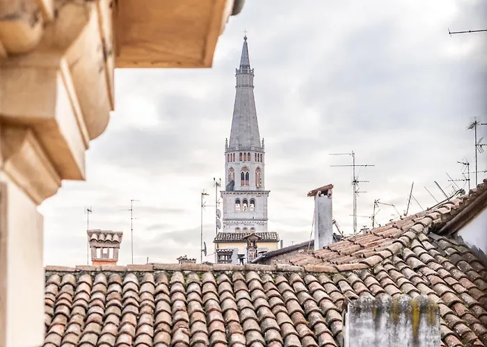 Apartment Luxe Paradise - 4 Person, Historic Center *